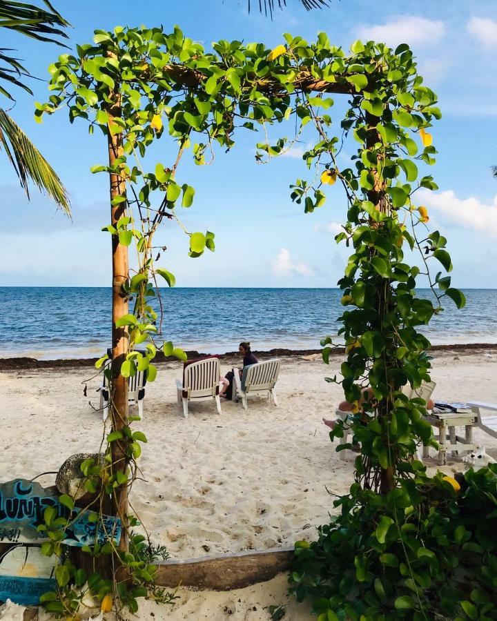 Lunazul Eco-Cabana Frente Al Mar Mahahual Extérieur photo