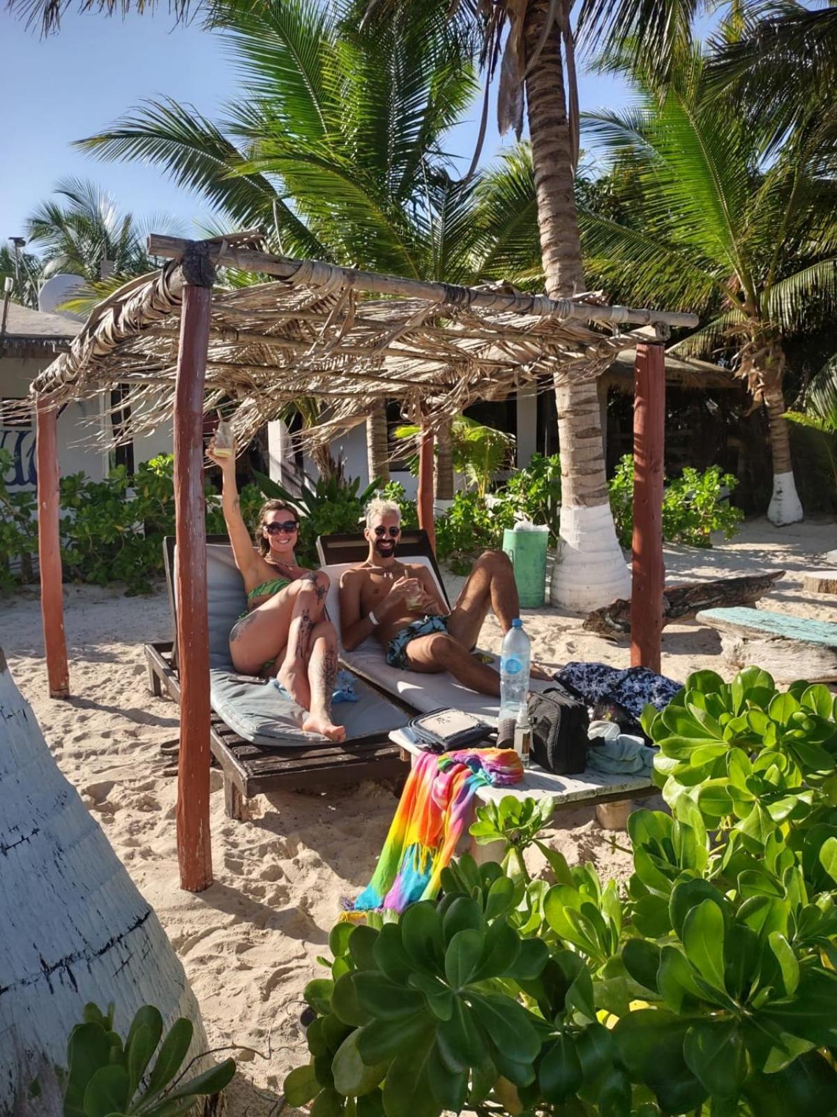 Lunazul Eco-Cabana Frente Al Mar Mahahual Extérieur photo