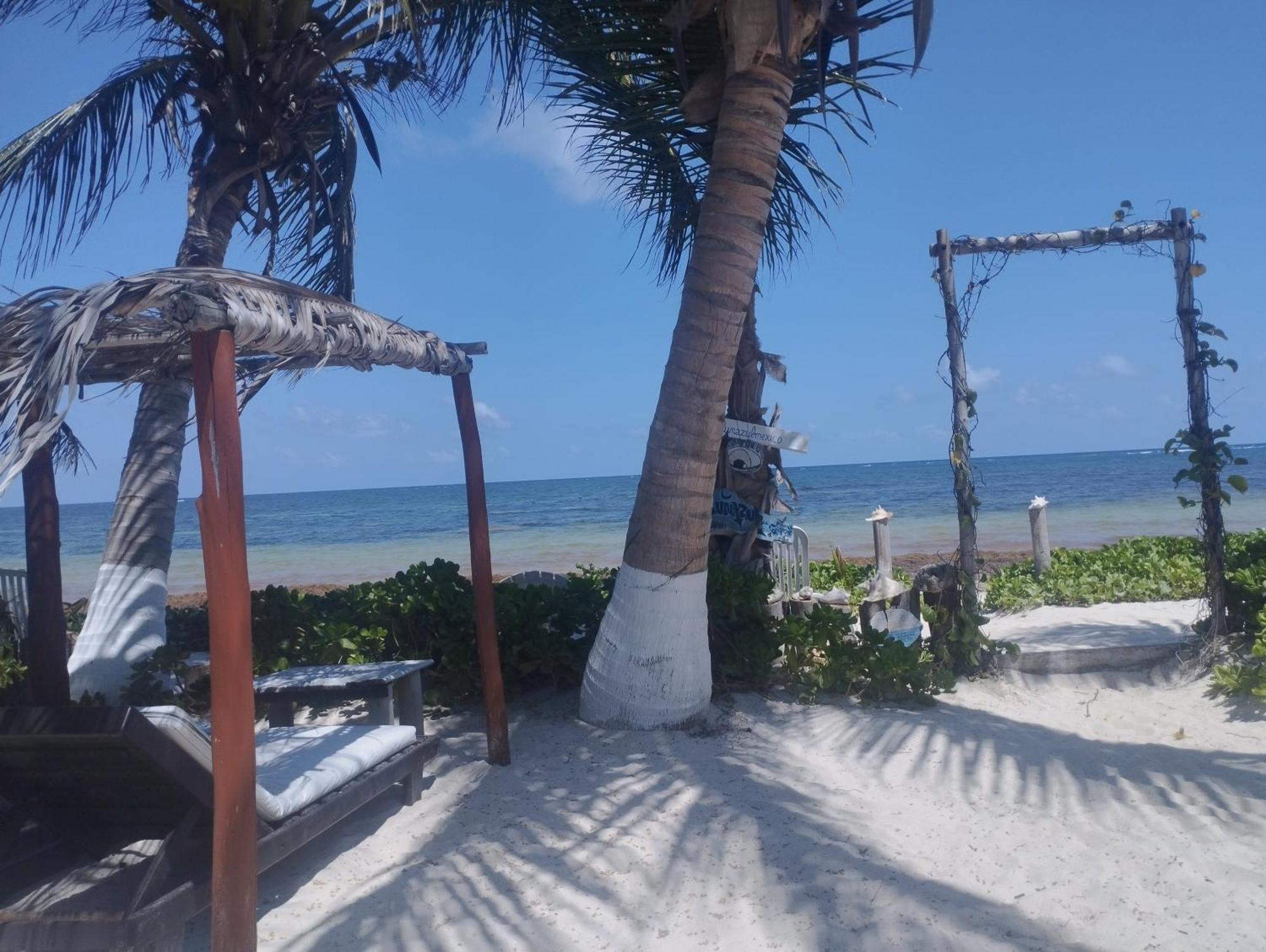 Lunazul Eco-Cabana Frente Al Mar Mahahual Extérieur photo